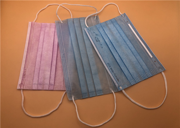 Ρευστή ανθεκτική ιατρική μάσκα προσώπου εύκολη αναπνοή 3 στρώματος προστατευτική