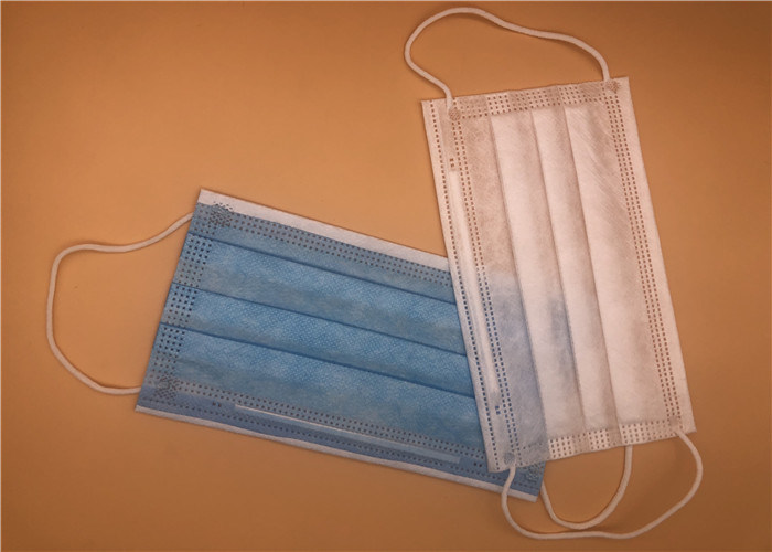হাইজিয়েনিক সার্জিকাল মাস্ক 3 প্লাই অ্যান্টি ফগ দূষণের শ্বাস প্রশ্বাসের কম প্রতিরোধ