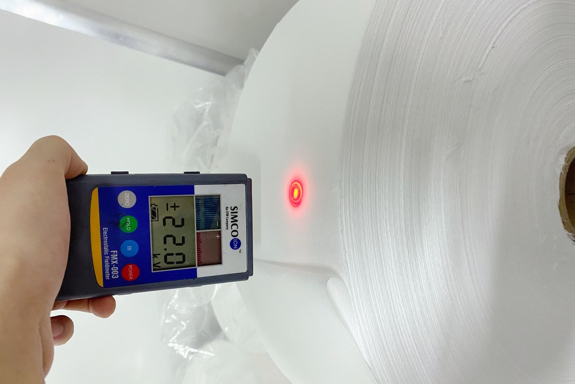 Białe maski ochronne Włóknina o grubości 1600 mm